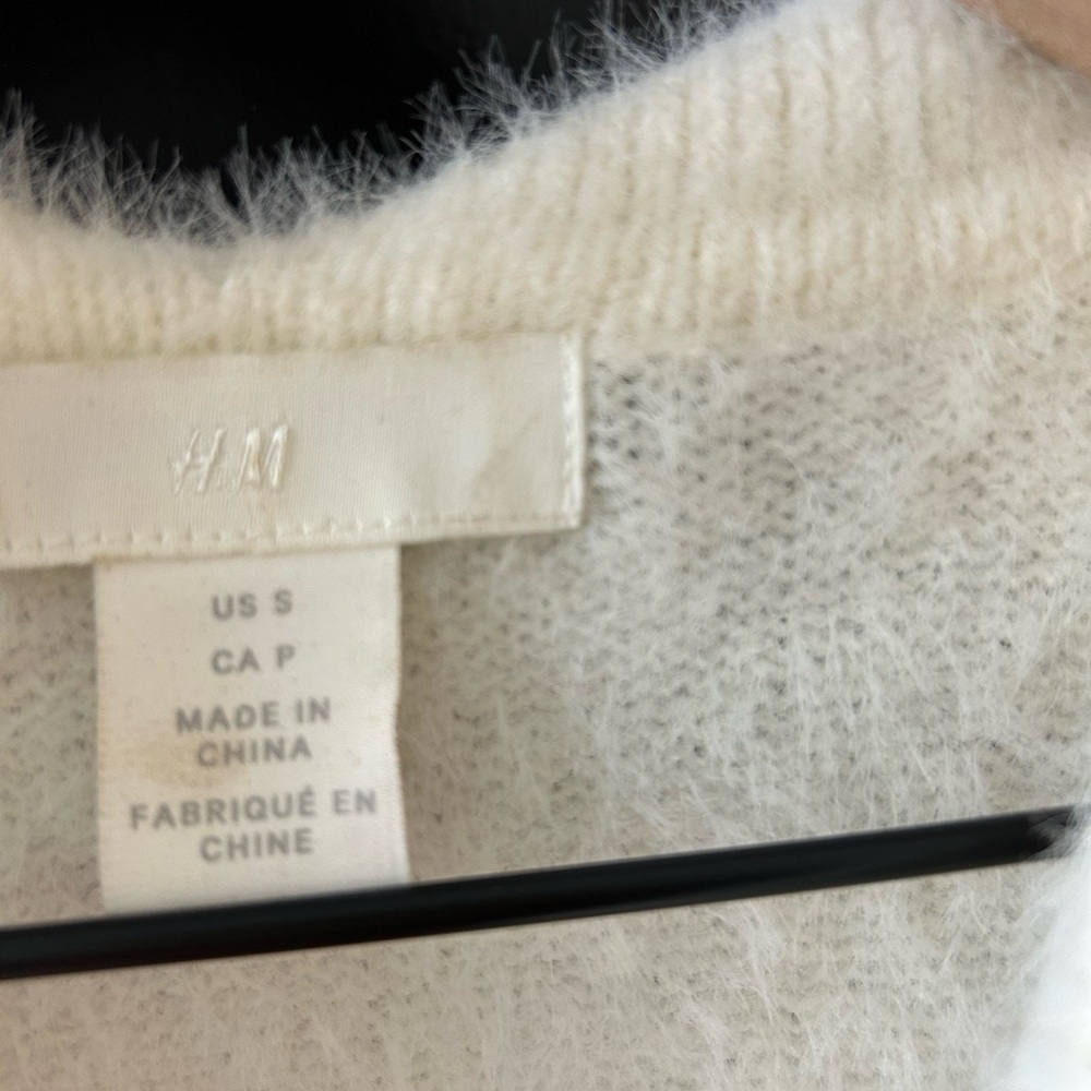 H&M Rhinestone-button Fluffy Top - Picture 4 of 8